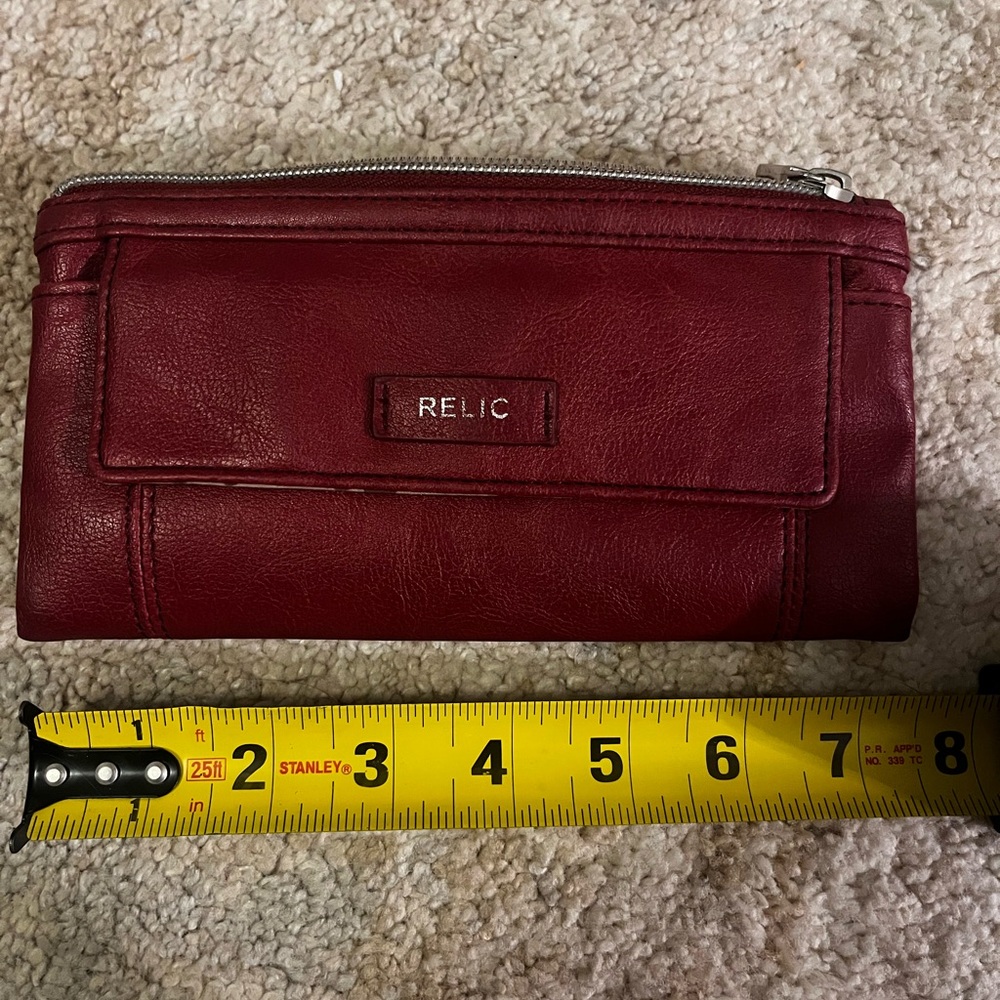 Relic Burgundy Bryce Checkbook Wallet